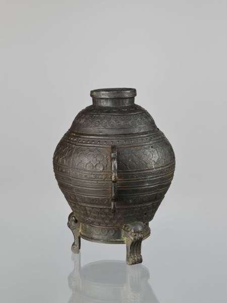Dui-type vessel with a lid, censers, ritual/ceremonial vessel, Dui form; materials and maker,