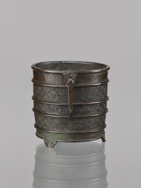 Incense burner, Chinese, Qing dynasty 1644–1911, 17th century, vessel with two handles,