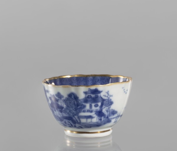 Bowl, ceramics, blue-and-white porcelain, landscape motifs, Qing style, 19th century Qing dynasty,