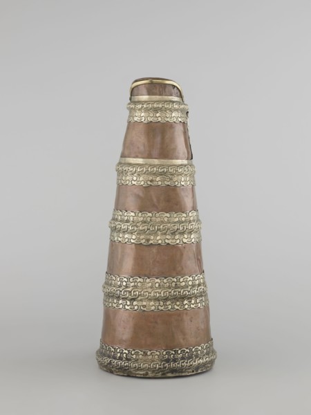 Tea pot, maker, craft: vessel teapot/kettle, Tibetan; 19th century; jug tapering towards the top