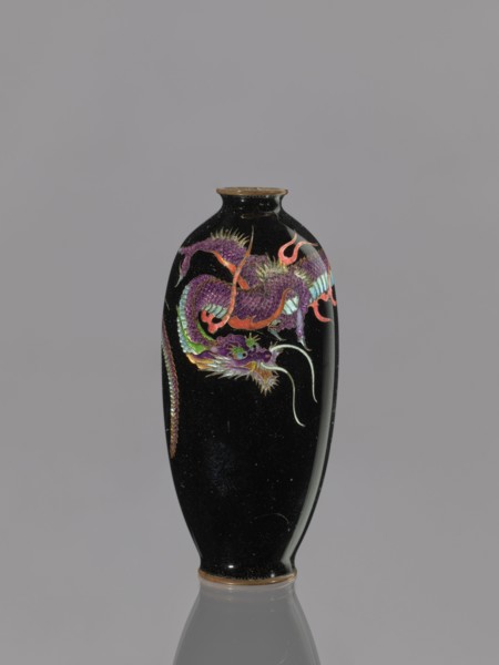 Vase, dragons iconography, Japanese dragon motif, Meiji 1868–1912, beasts fantasy, cloisonné