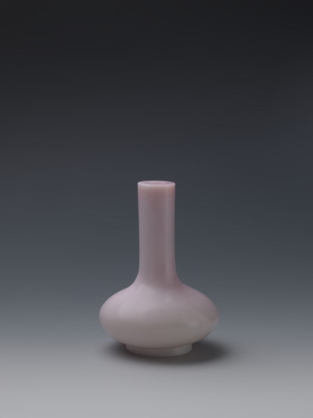 Vase, Chinese, Qing dynasty, Qianlong period 1736–1795. Flask of pale pink glass on a low ring foot
