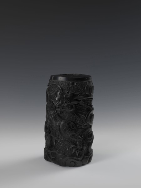 Vase, gift, Chinese art, Chinese, Qing 1644–1911, dragons iconography, bas-relief decoration, 19th