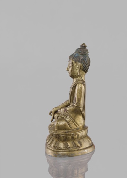Buddha sitting on a lotus throne;, ; figurine; Chinese culture; Chinese art; Buddha iconography;