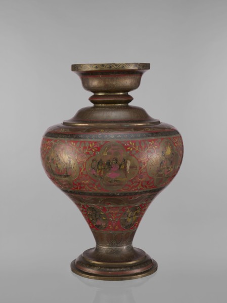 Vase, noted. Indian, 19th century. Vessel with a bulging, flattened belly tapering toward the