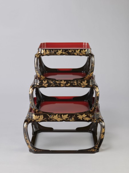 Set of three trays on legs kakeban, Japanese, Edo period early 19th century. Low tables,