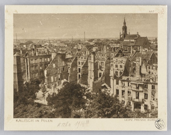 Panorama of Kalisz after its destruction in 1914; panorama city view showing war damage and