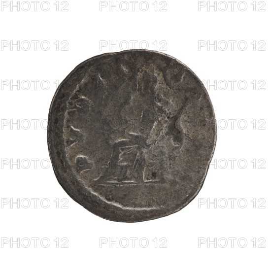 Denarius of Elagabalus reign 218–222. Obverse: IVLIA MAESA AVG — Draped bust of Julia Maesa facing