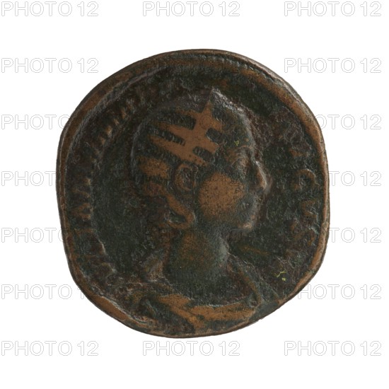Sestertius, Julia Mamaea ca. 180–235 and Alexander Severus 208–235; Roman emperor 222–235 issuer,