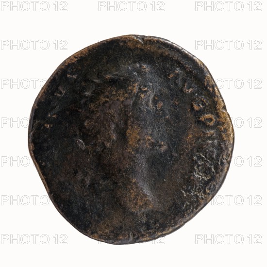 Dupondius of Antoninus Pius 86–161; Roman Emperor 138–161. Obverse: Head of Antoninus Pius in a