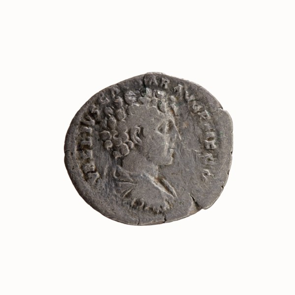 Denarius, Antoninus Pius 86–161; Roman emperor 138–161. Obverse: Head of Antoninus Pius in a laurel