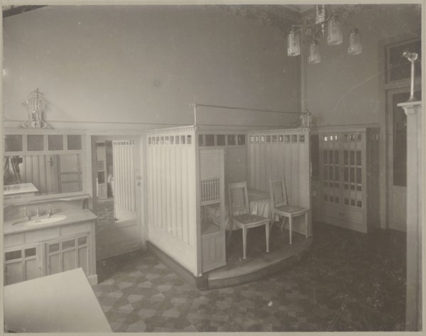 Lódz. Maurycy Poznanski's Palace. Interior of the bathing room. Photographic print by Piotrowski