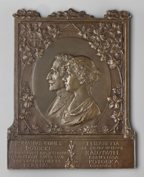 Obv.: in a medallion surrounded by vines and flowers, placed inside a square, outside decorated