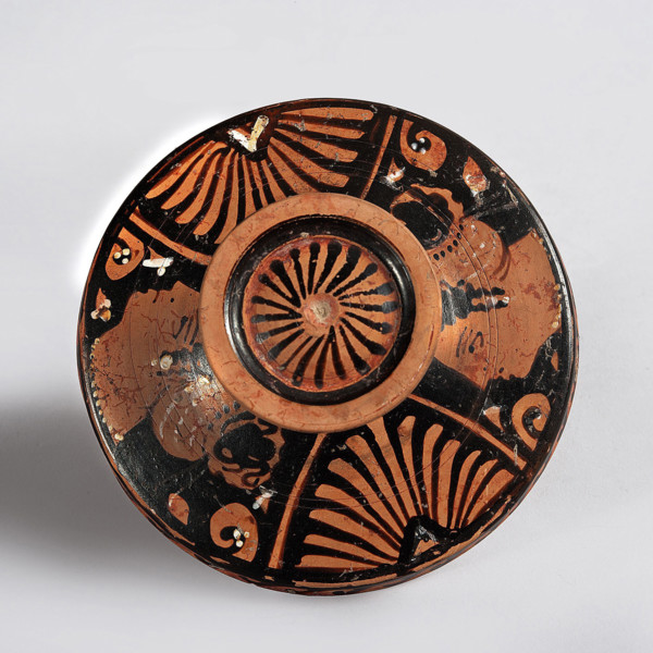 Lekanis lid, attributed to an unknown author, 1st half of the 5th century BC, Greater Greece;