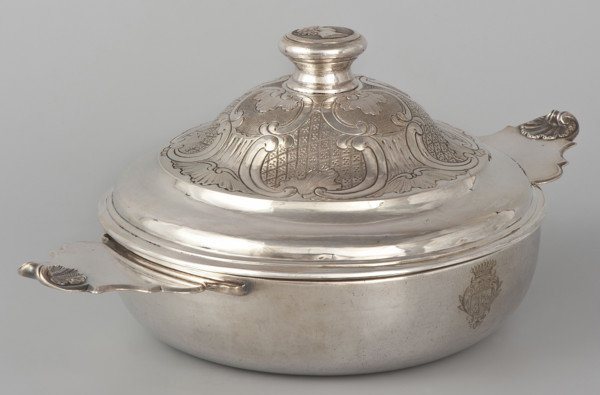 Écuelle by Louis I Dulaurier, goldsmith; tableware. Body in the form of a smooth, circular bowl