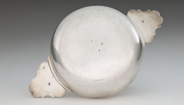 Écuelle by Louis I Dulaurier, goldsmith; tableware. Body in the form of a smooth circular bowl with