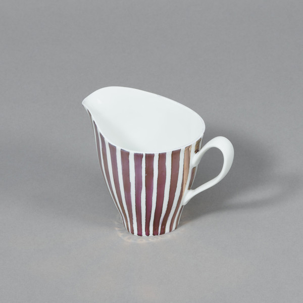 Milk jug from the 'Carry' coffee set; designer Wincenty Potacki (1904–2001); manufacturer Fabryka