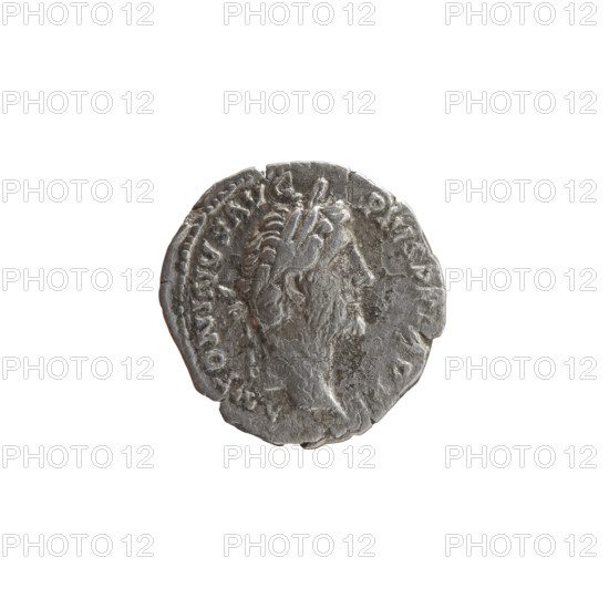 Denarius of Antoninus Pius (86–161; Roman emperor 138–161). Obverse: head of the emperor in a