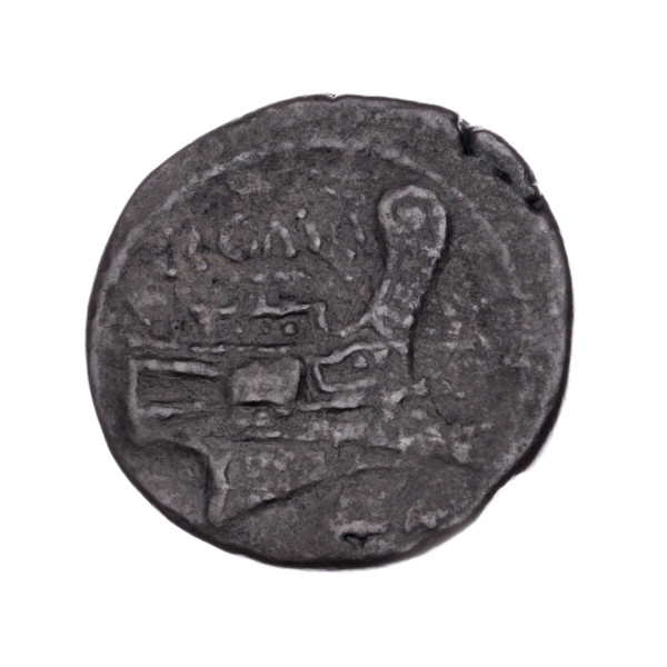 Obv. Head of Roma in an Attic helmet to right; behind her the mark of value o. Pearl border. Rev.