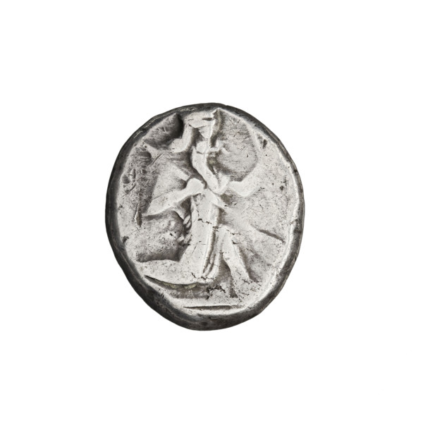 Shekel (5th–4th century BC). Artaxerxes II (404–358 BC). Obverse: King Artaxerxes in a long robe,