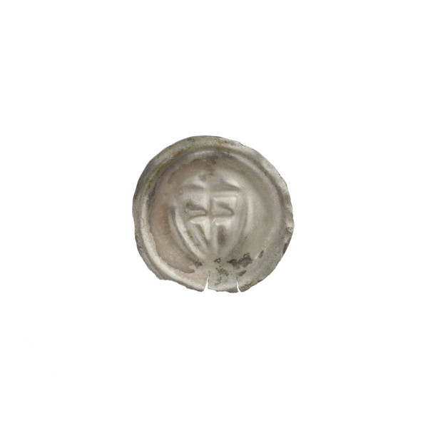 Denarius - bracteate; triangular shield with a cross whose arms reach the edge; shields; one-sided