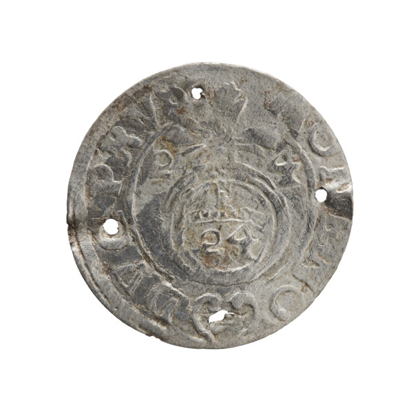 Obverse: Under the ducal mitre, a five-field coat of arms; below in the shield the value numeral 3.