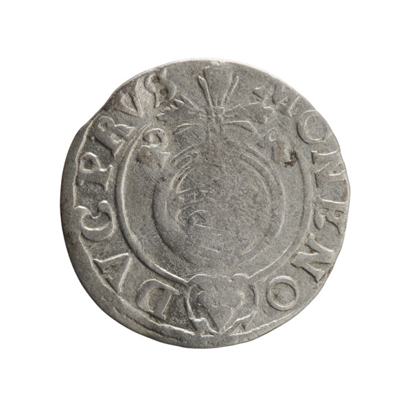 Obverse: Under the ducal mitre, a five-field heraldic shield; below in the shield the value numeral