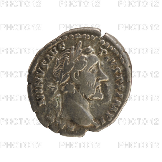 Denarius of Antoninus Pius (86–161; Roman emperor 138–161). Silver coin, weight 3.24 g, axis 180°.