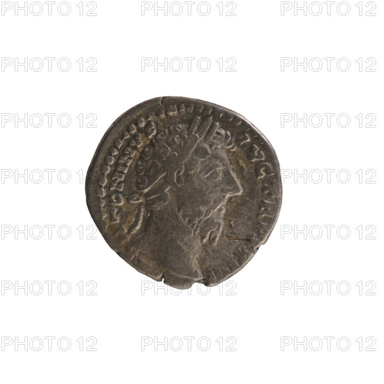 Denarius, Marcus Aurelius (121–180; Roman emperor 161–180). Obverse: Head of Marcus Aurelius with a