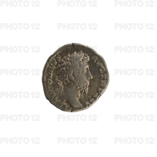 Denarius, Marcus Aurelius (121–180; Roman emperor 161–180). Obverse: Head of Marcus Aurelius with a