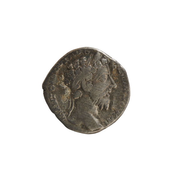 Denarius, Marcus Aurelius (121–180; Roman emperor 161–180); obverse: head of Marcus Aurelius with a