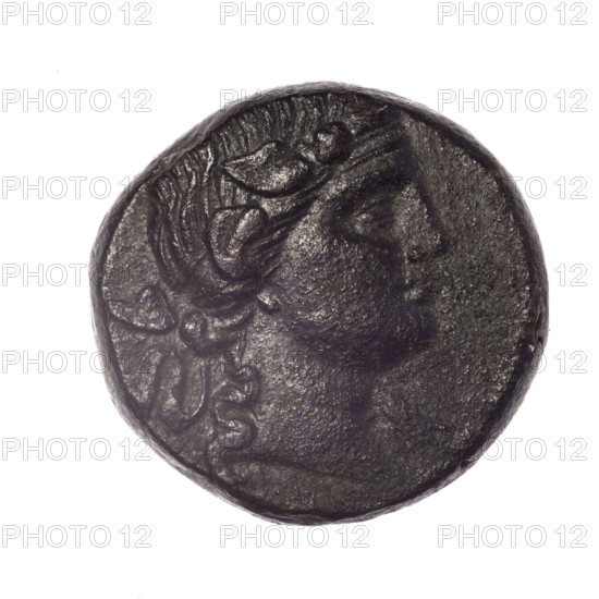 Bronze coin, Pantikapaion. Obverse: head of young Dionysus in an ivy wreath facing right. Reverse: