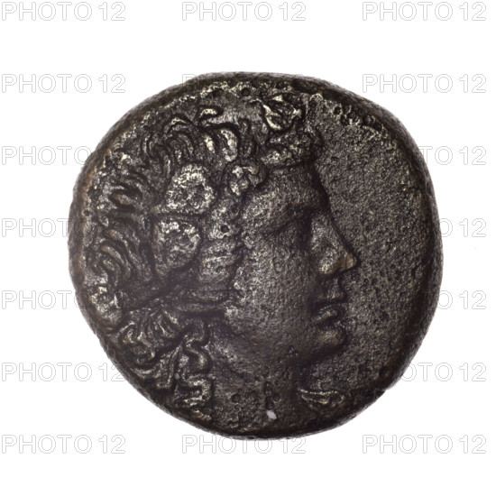 Bronze coin, Pantikapaion; obverse: head of young Dionysus in an ivy wreath facing right; reverse: