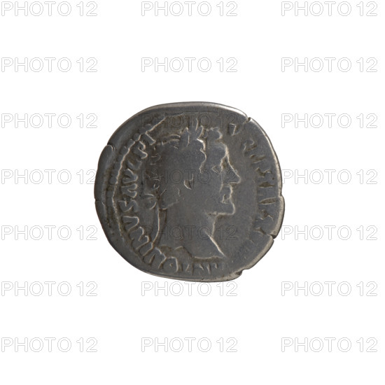 Denarius of Antoninus Pius (86–161; Roman emperor 138–161). Obverse: head of the emperor in a