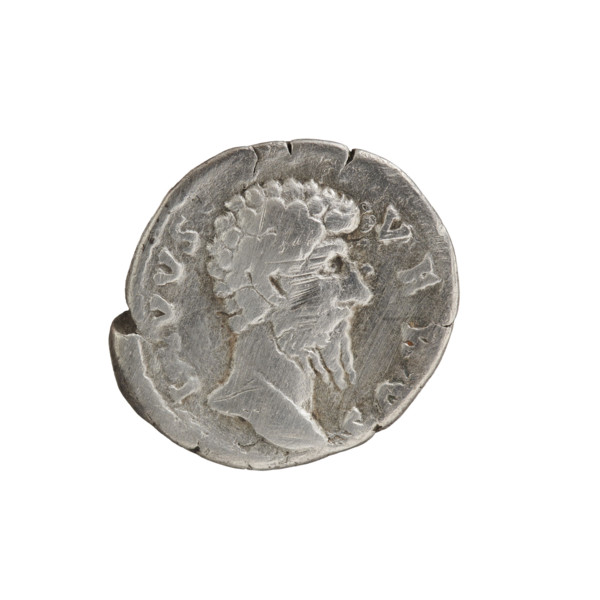 Denarius, Lucius Verus (130–169; Roman emperor 161–169), posthumous; issuer Marcus Aurelius