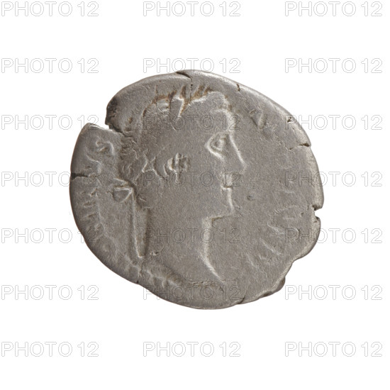 Denarius of Antoninus Pius (86–161; Roman emperor 138–161). Obverse: head of Antoninus Pius in a