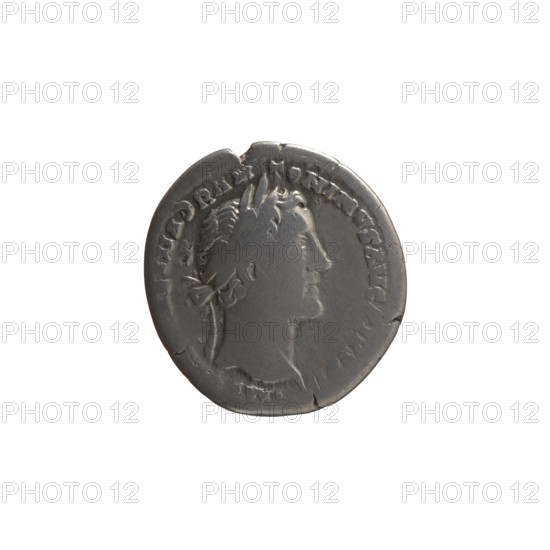 Denarius of Antoninus Pius (86–161; Roman emperor 138–161). Obverse: head of Antoninus Pius in a