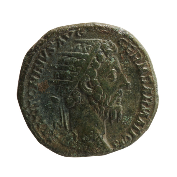 Dupondius of Marcus Aurelius (121–180 CE), Roman emperor 161–180 — obverse: head of Marcus Aurelius