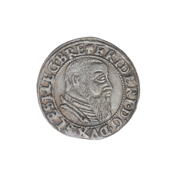 Male bust in armour turned right with a beard and sideburns; obverse rim between pearly borders