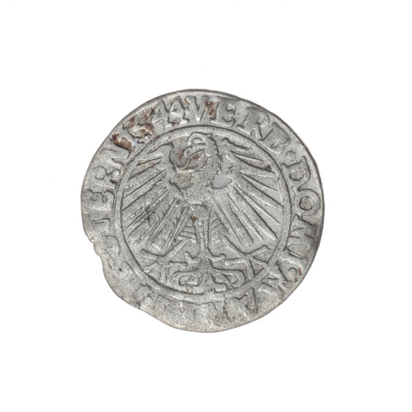 Male bust in armour turned right with a beard and sideburns; in the rim between the pearly borders