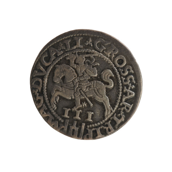 Lithuanian trojak, Sigismund II Augustus (king of Poland; 1544–1572). Obverse: under the crown a