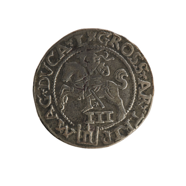 Lithuanian troika, Sigismund II Augustus (king of Poland; 1544–1572). Obverse: under the crown a