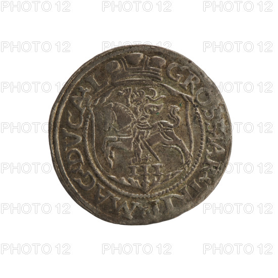Lithuanian trojak, Sigismund II Augustus (king of Poland; 1544–1572). Aw. Under the crown a tied