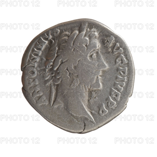 Denarius of Antoninus Pius (86–161; Roman emperor 138–161). Obverse: Head of Antoninus Pius in a
