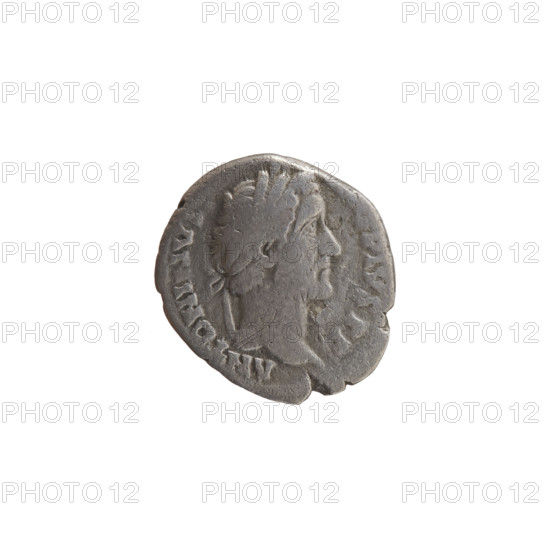 Denarius of Antoninus Pius (86–161; Roman emperor 138–161). Obverse: head of Antoninus Pius in a
