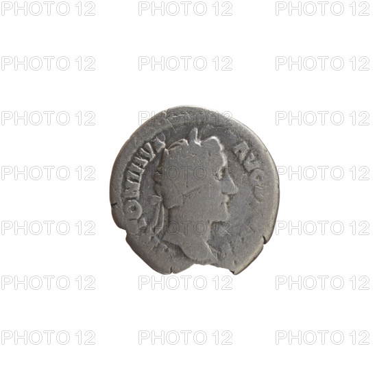 Denarius of Antoninus Pius (86–161; Roman emperor 138–161), obverse: head of the emperor in a