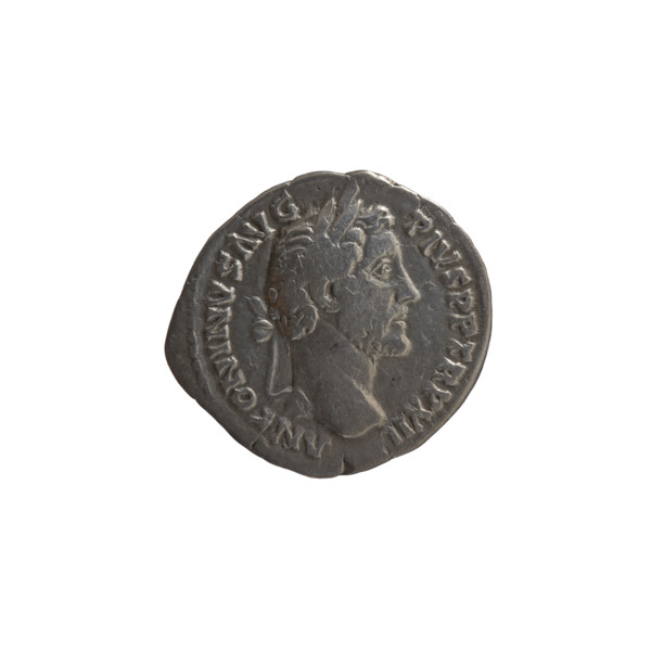 Denarius of Antoninus Pius (86–161; Roman emperor 138–161). Obverse: head of Antoninus Pius with a