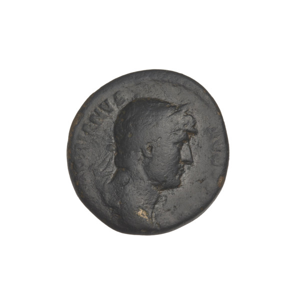 Quarter (coin) of Hadrian (76–138; Roman emperor 117–138); Obverse: bust of Hadrian right, wearing