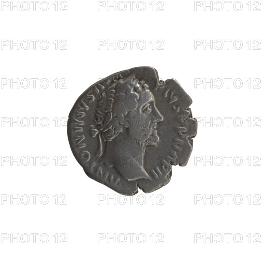 Denarius of Antoninus Pius (86–161; Roman emperor 138–161). Obverse: Head of Antoninus Pius in a