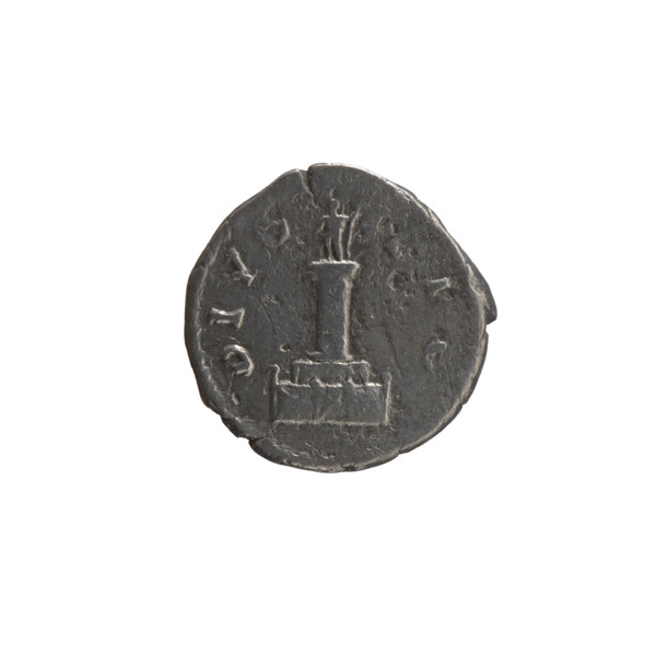 Denarius, posthumous; issuers: Lucius Verus (130–169) and Marcus Aurelius (121–180); obverse: head